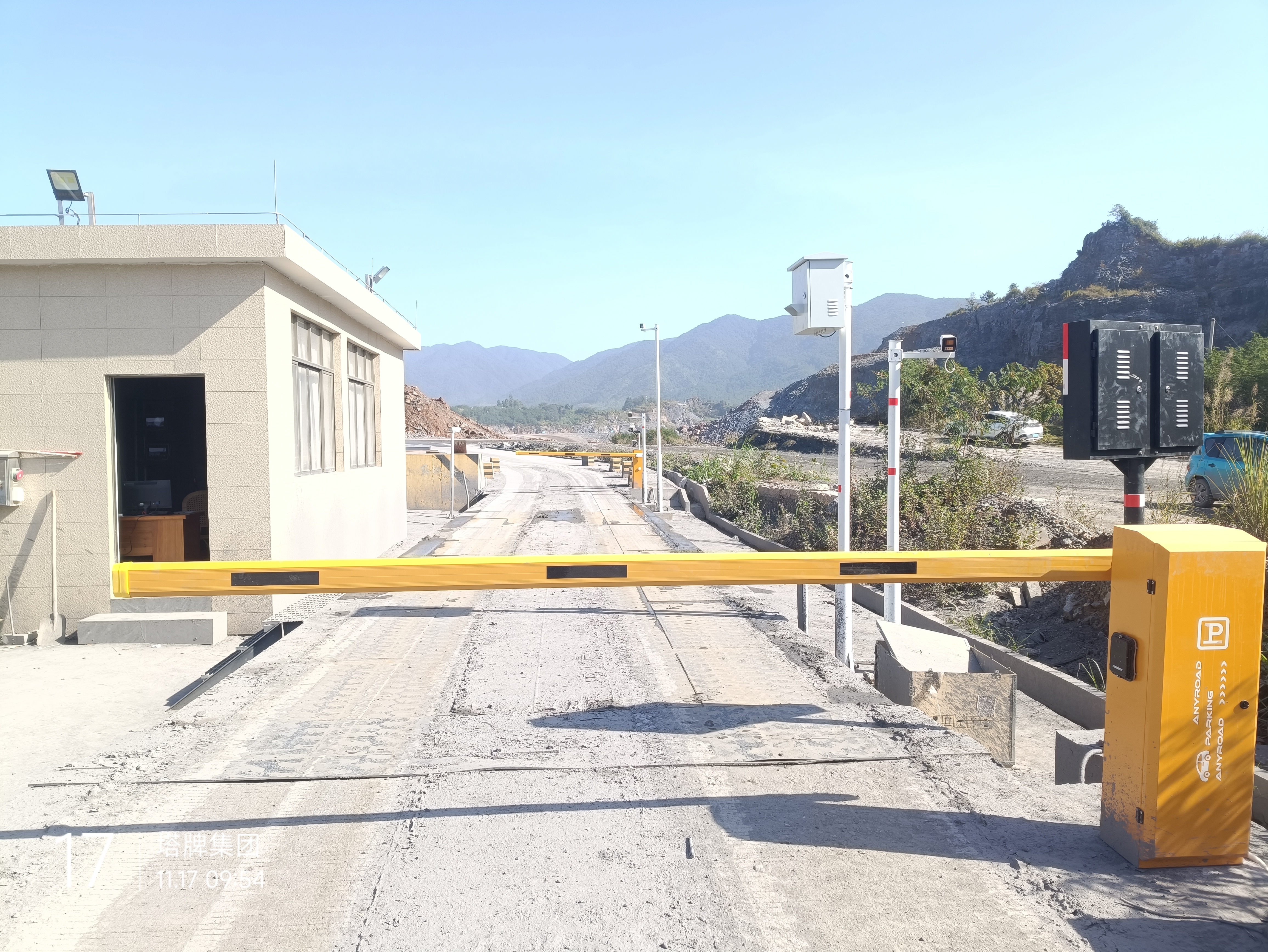初阳嵌入式无人值守云服务称重系统